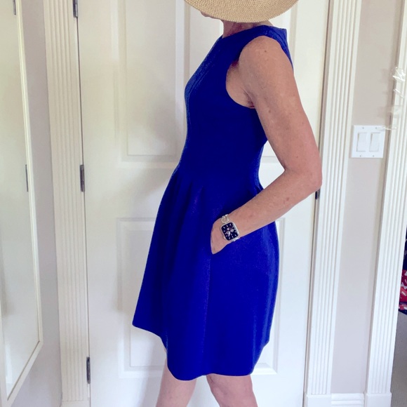 Vince Camuto size 6 royal blue dress with pockets - Picture 2 of 6